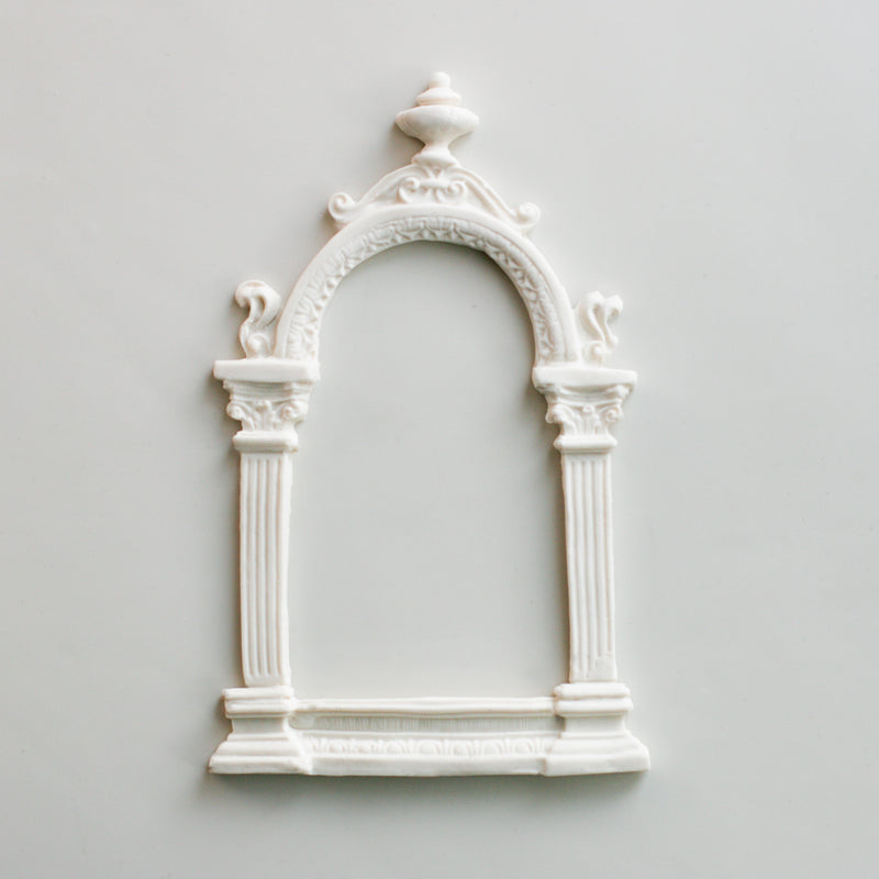 The Neoclassical Arch and Pillar